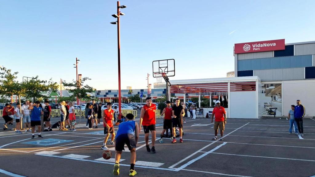 Un torneo de baloncesto. VidaNova Parc