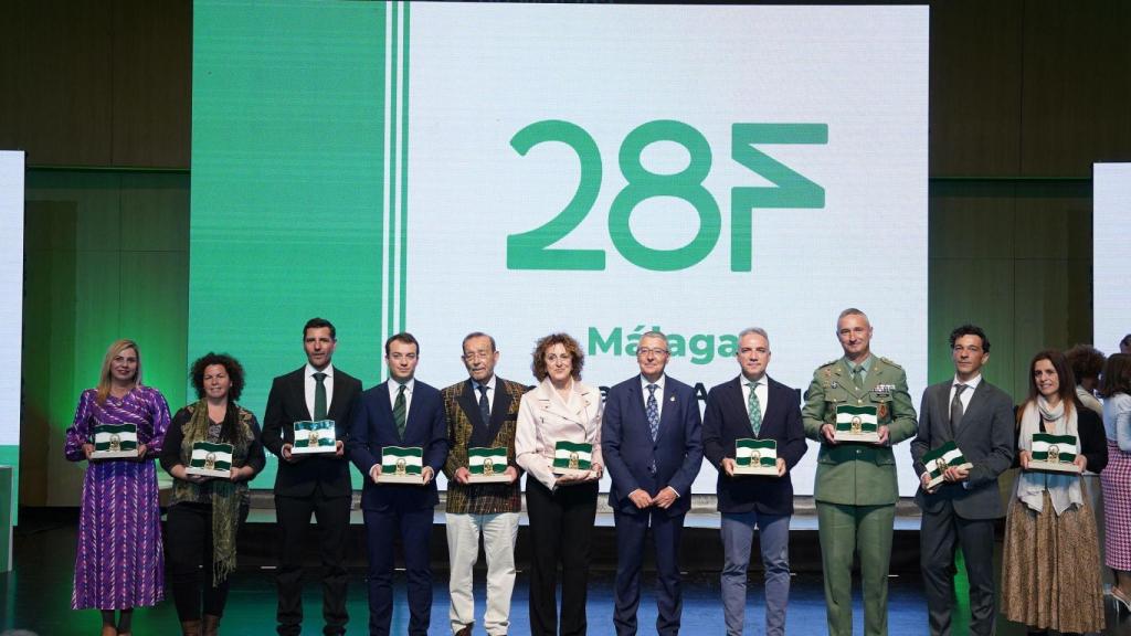 Banderas Andalucía de Málaga 2025.