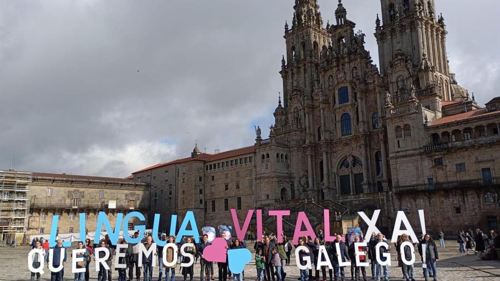 Acto reivindicativo de Queremos Galeog, previo a la protesta del domingo