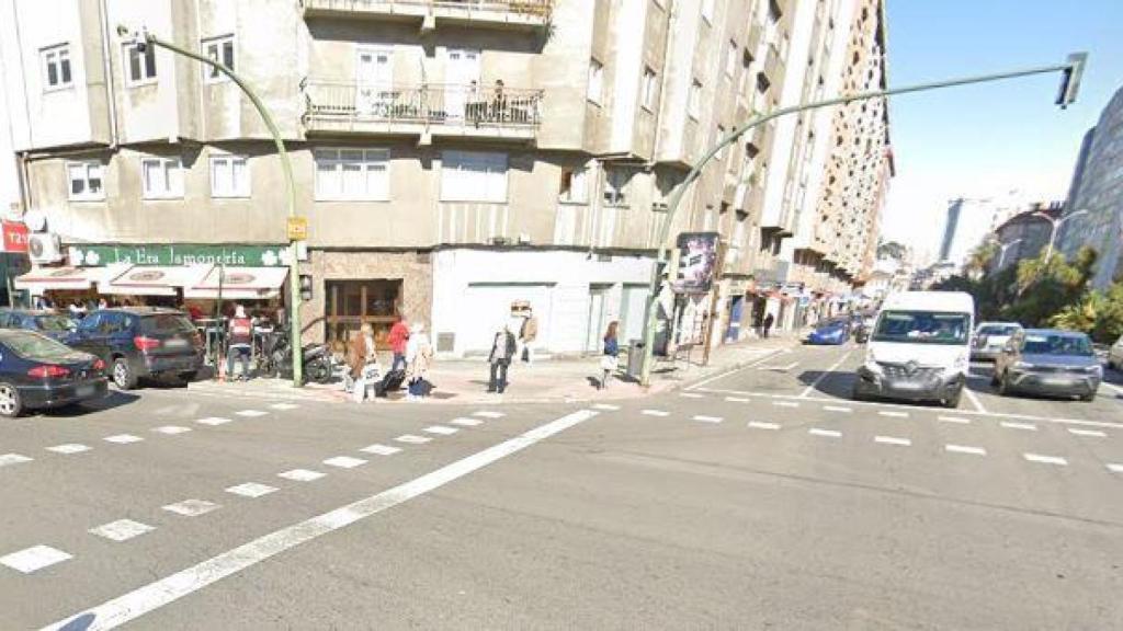 Ronda de Outeiro con la avenida de Arteixo.