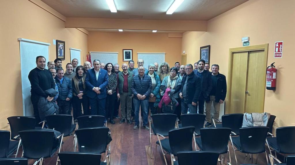Representantes del PP de Zamora se reúnen con alcaldes y concejales de la comarca sayaguesa en Bermillo de Sayago