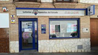 Administración número 1 de Santa Cruz de la Zarza donde se ha consignado el primer premio de la Lotería Nacional.