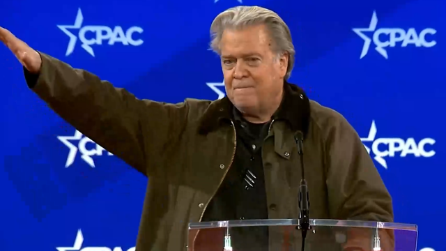 El controvertido saludo de Steve Bannon en la Conferencia Política de Acción Conservadora