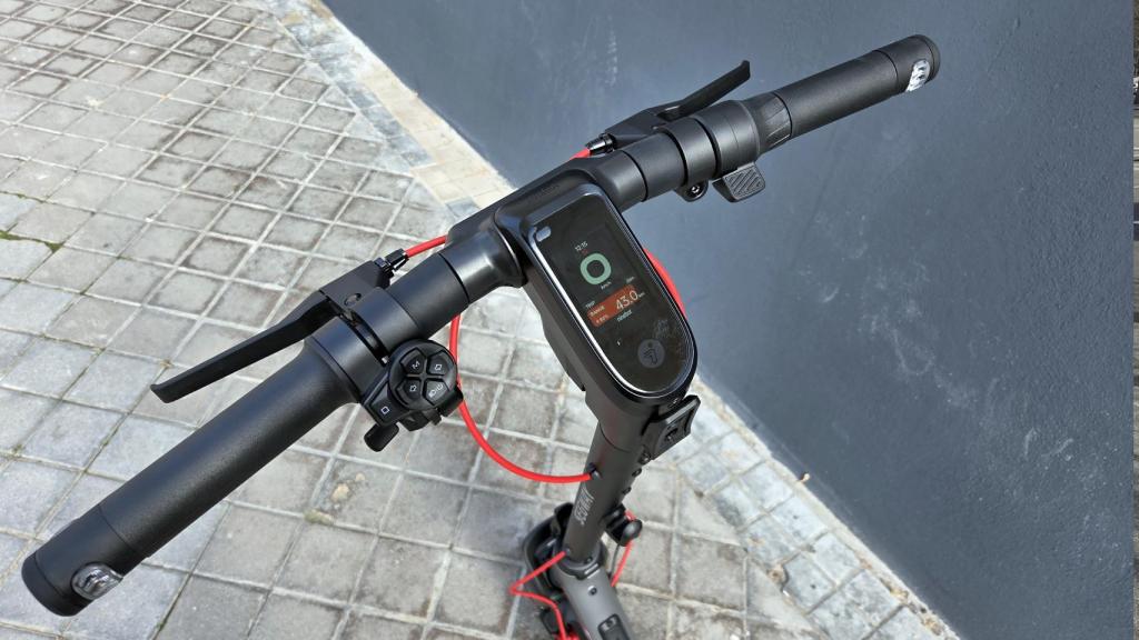 El manillar del Segway Ninebot F3 Pro.