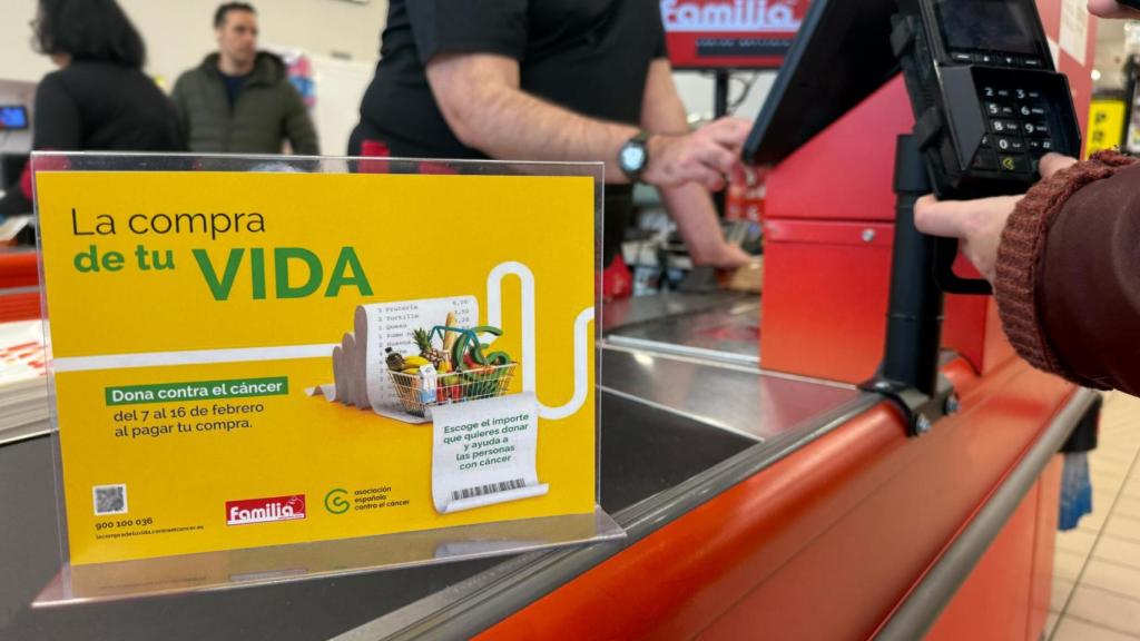 Los supermercados Vegalsa de Galicia recaudan 11.593 euros para la investigación del cáncer