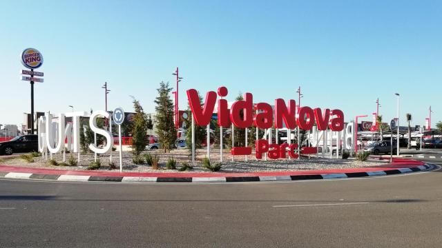 Centro comercial VidaNova Parc.