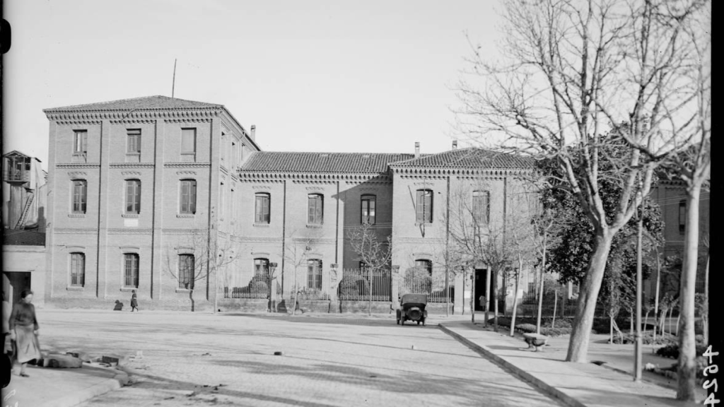 Fachada del convento.