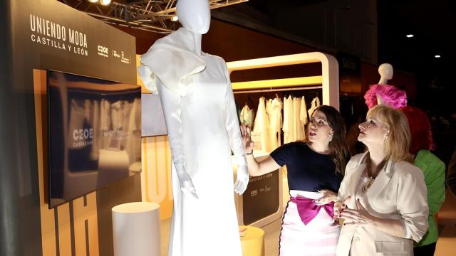 La consejera de Industria, Comercio y Empleo, Leticia García, en la Mercedes-Benz Fashion Week