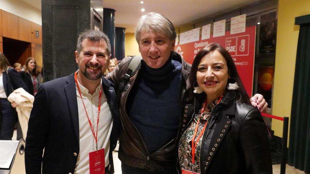 El exsecretario autonómico Luis Tudanca; el secretario general del PSCyL, Carlos Martínez y la alcaldesa de Palencia Miriam Andrés en la primera jornada del XV Congreso Autonómico del PSOE de Castilla y León, este sábado