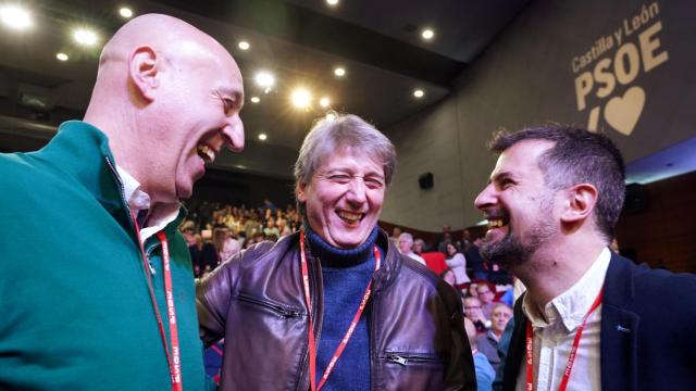 El alcalde de León José Antonio Diez; el exsecretario autonómico Luis Tudanca; del secretario general del PSCyL, Carlos Martínez en la primera jornada del XV Congreso Autonómico del PSOE de Castilla y León