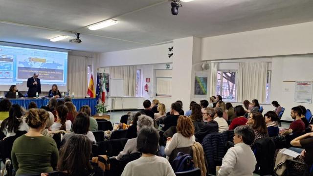 Imagen de la promoción en Génova el estudio del español entre profesores de Italia