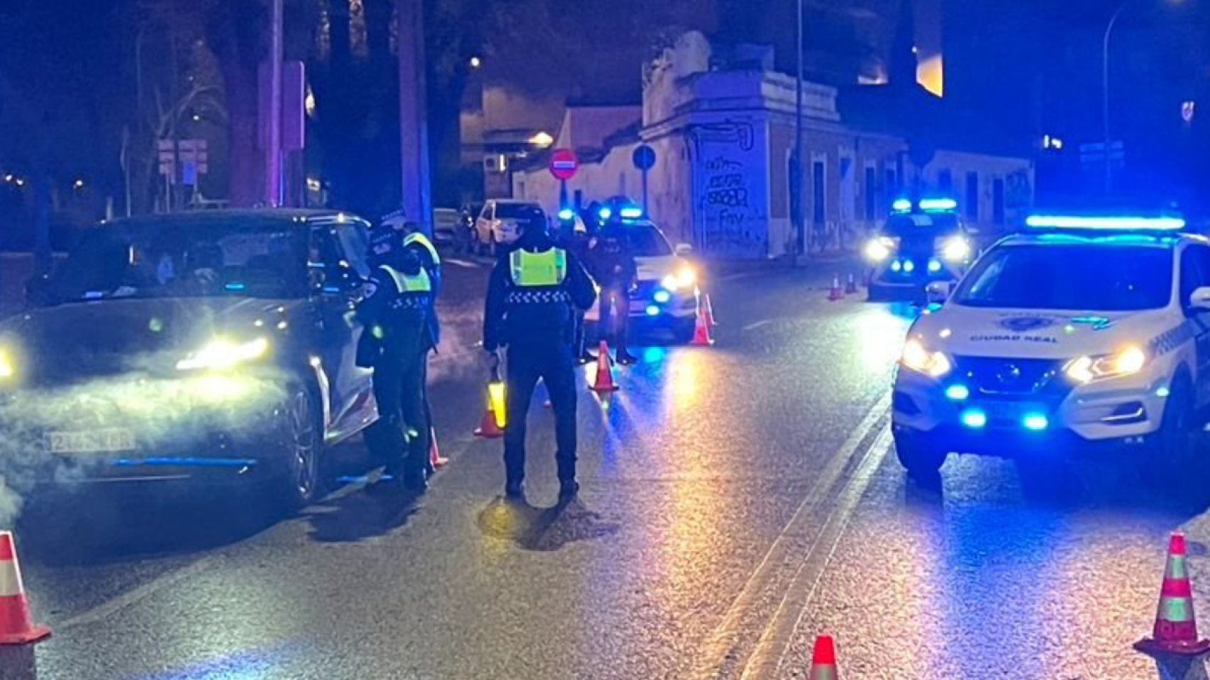 La Policía Local de Ciudad Real detiene a un conductor por ir bebido y ...