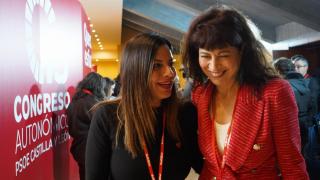 La nueva vicesecretaria general del PSOE CyL, Nuria Rubio, y la nueva presidenta del partido en la Comunidad y ministra de Igualdad, Ana Redondo, en el Congreso de la formación, este domingo en Palencia