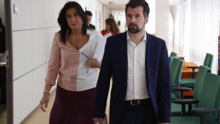 La vicepresidenta segunda de las Cortes, Ana Sánchez, y el portavoz del Grupo Socialista en la Cámara autonómica, Luis Tudanca, en una imagen de archivo