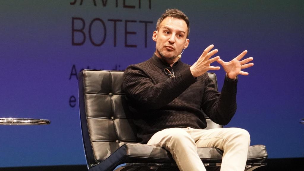 El director de cine Alejandro Amenábar durante su intervención en el Foro de la Cultura, este domingo en Valladolid