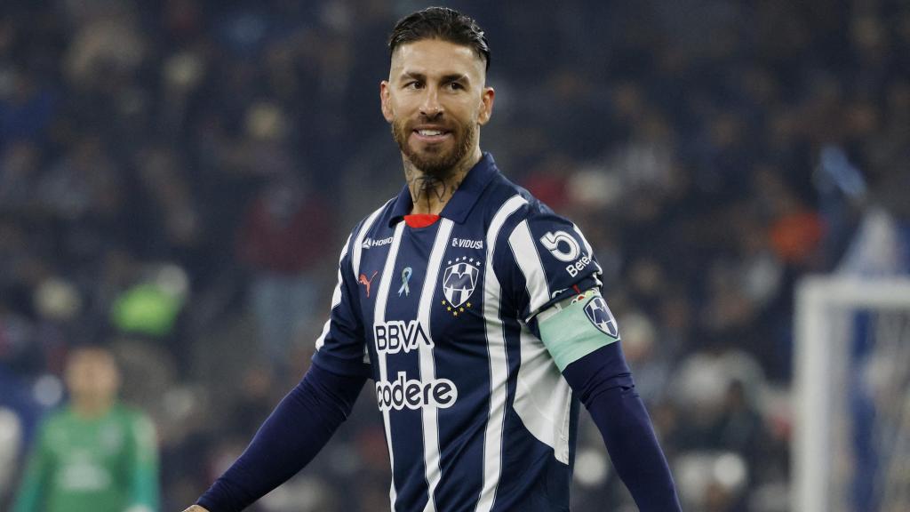 Sergio Ramos, durante su debut con Monterrey.