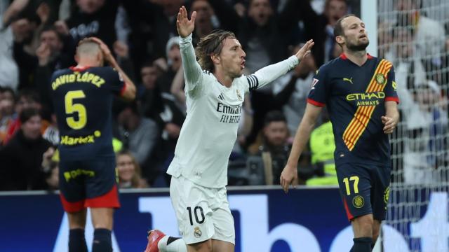 Luka Modric celebrando su gol contra el Girona