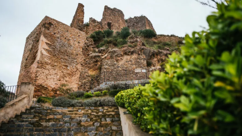 Uno de los lugares más característicos de Castellnovo es el Castillo de Beatriz de Borgia