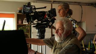 Mike Leigh, durante el rodaje. Foto: BTeam Pictures