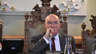 El alcalde de Valladolid, Jesús Julio Carnero, durante el pleno del Ayuntamiento de este mes de febrero