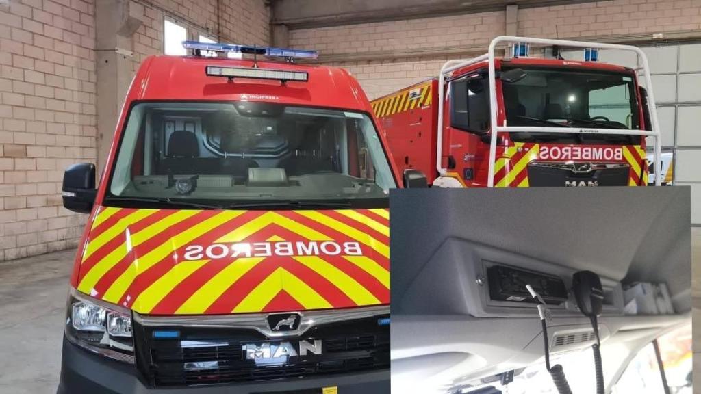 Montaje de los vehículos del Consorcio de Bomberos y los nuevos equipos de comunicaciones