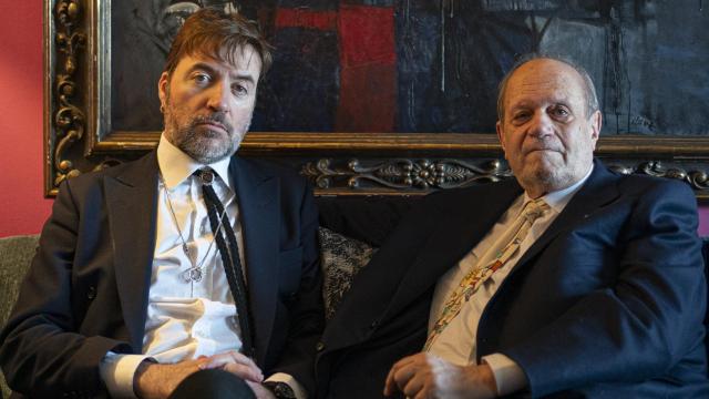 Albert Serra  y Pere Gimferrer en casa de este último. Foto: Pau Venteo