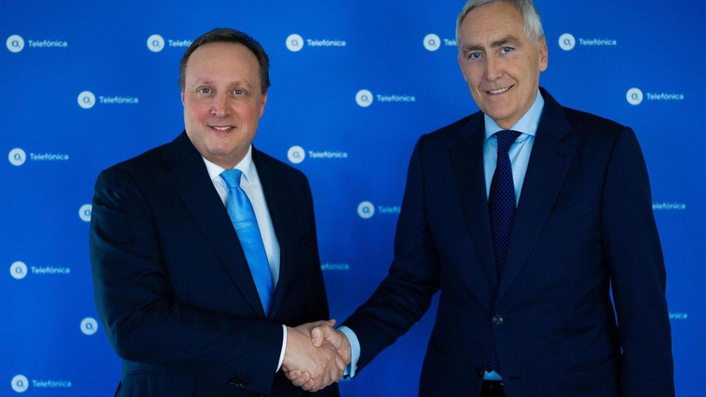 El consejero delegado de Telefónica Alemania, Markus Haas, y el presidente del consejo de supervisión de Telefónica Alemania, Peter Löscher.