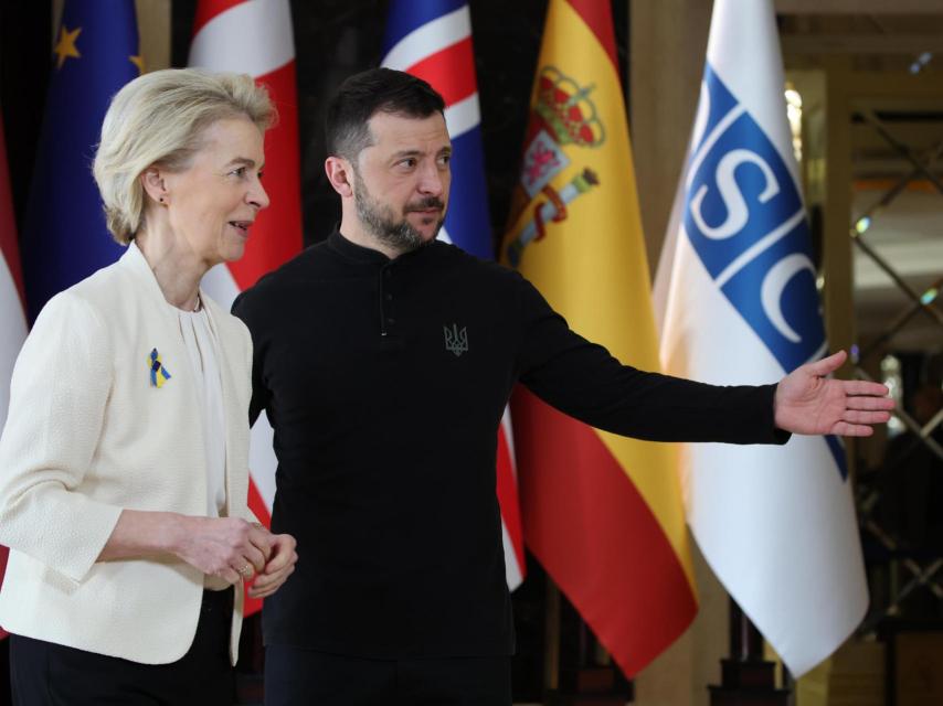 Ursula von der Leyen y Voldímir Zelenski, durante su encuentro de este lunes en Kiev