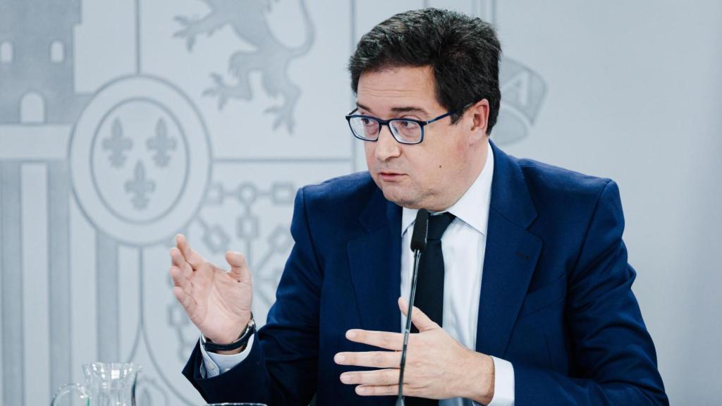 Óscar López,  ministro para la Transformación Digital y de Función Pública, durante una rueda de prensa posterior a la reunión del Consejo de Ministros.
