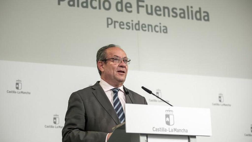 Juan Alfonso Ruiz Molina este martes en rueda de prensa.