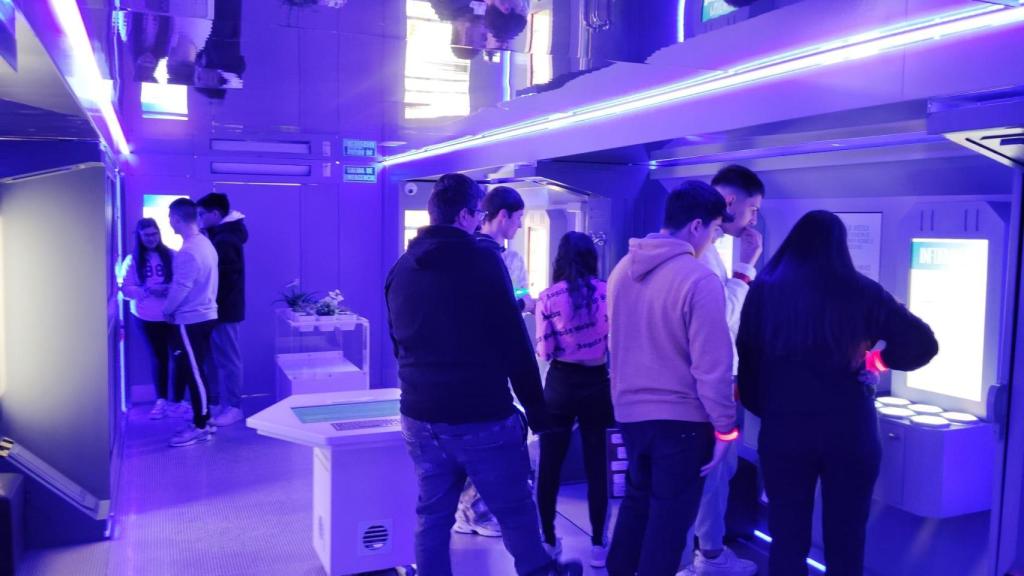 Interior de scape room financiero en el IES La Vaguada de Zamora