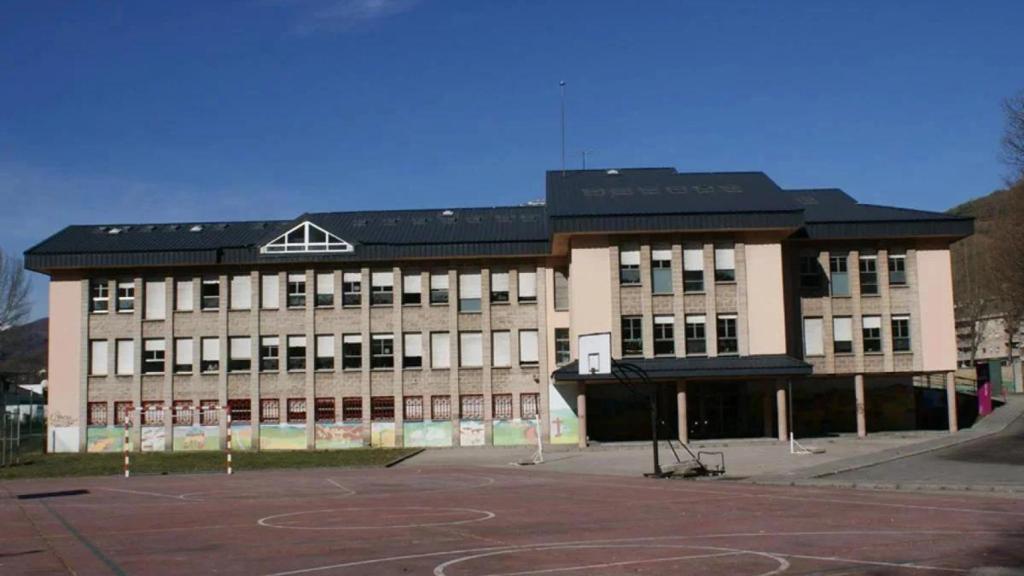 El IES Obispo Argüelles, en Villablino.
