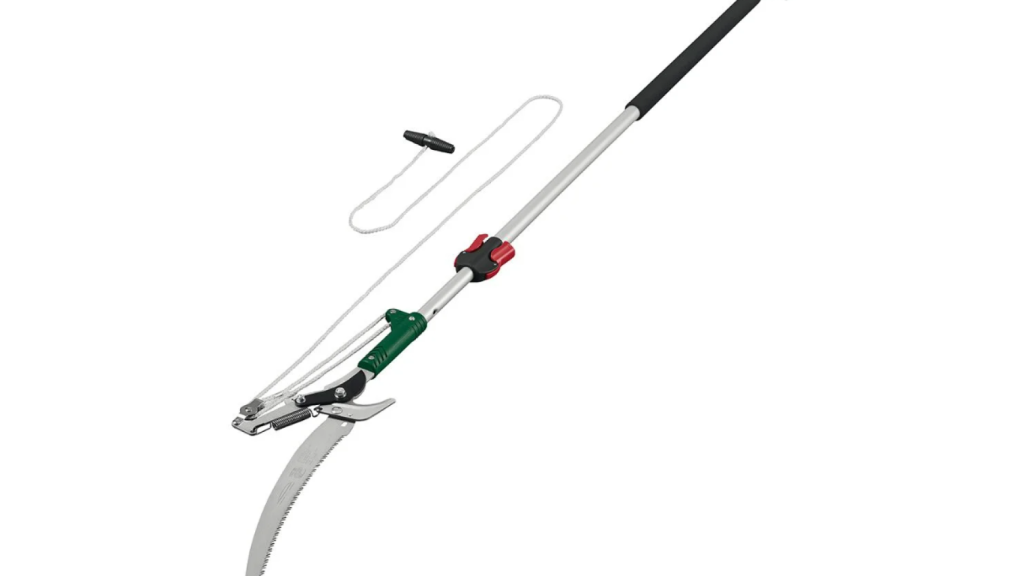 La tijera telescópica de poda con sierra de Lidl.