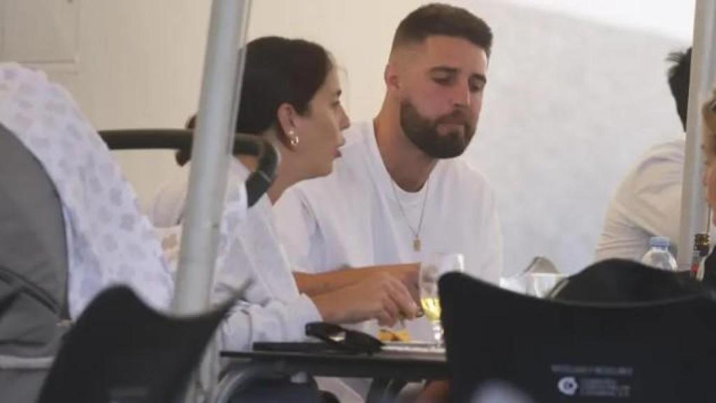 La pareja después de salir del hospital.