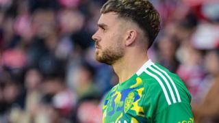 Mario Soberón ante el Granada.