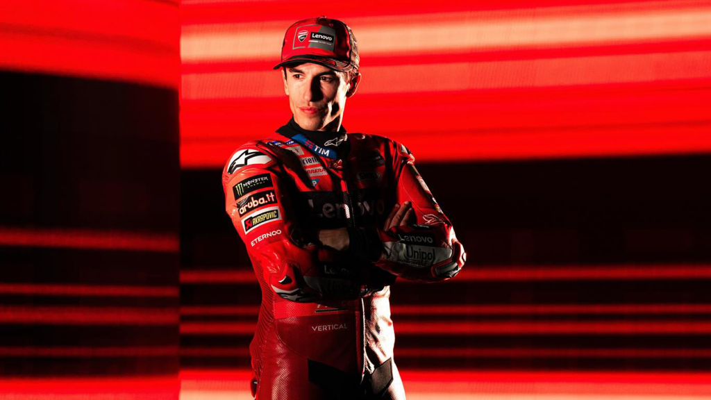 Marc Márquez, con sus nuevos colores del equipo oficial de Ducati en este 2025