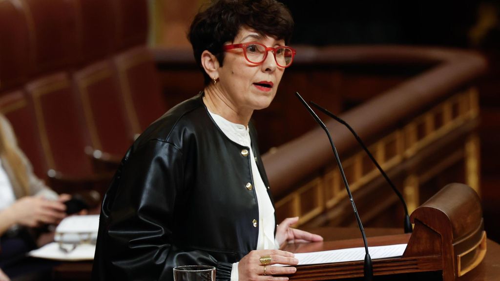 La diputada del PNV Maribel Vaquero interviene en el Pleno del Congreso de los Diputados.