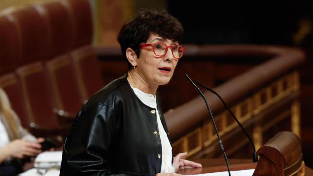 La diputada del PNV Maribel Vaquero interviene en el Pleno del Congreso de los Diputados.