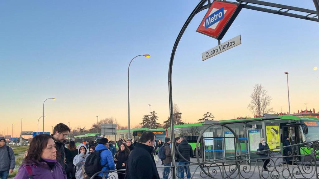 Estación de Metro de Cuatro Vientos, el pasado enero, el primer día de arranque de las obras de soterramiento de la A-5.