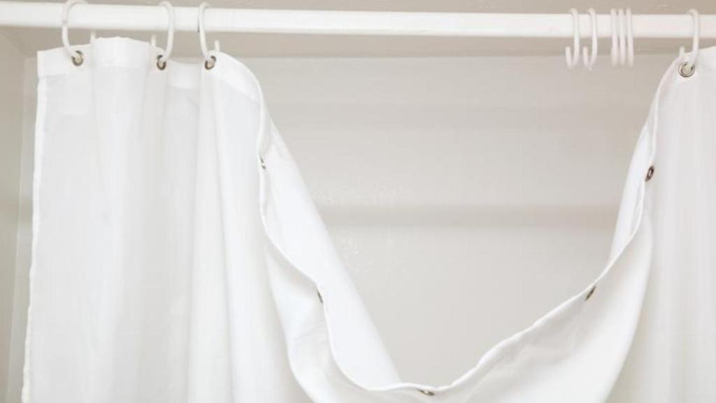 Unas cortinas de baño.