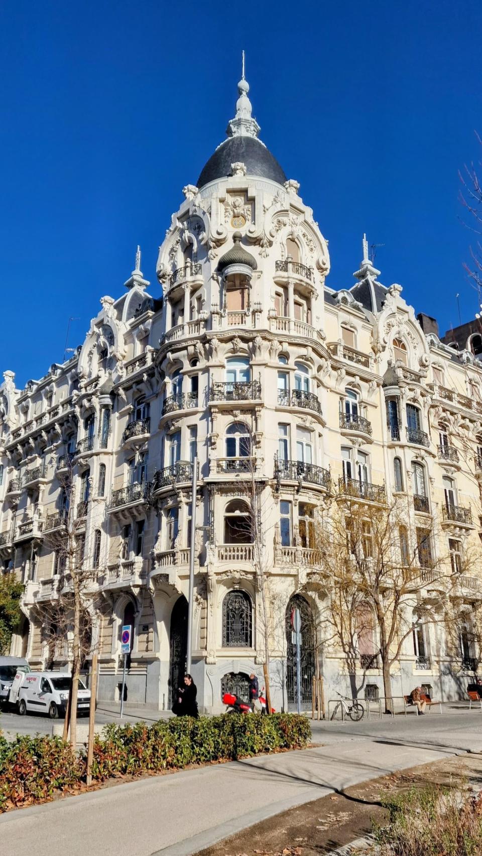 La emblemática Casa Gallardo, que tiene el nuevo restaurante Terracotta Plaza de España.