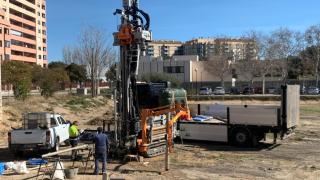 Las máquinas, en el solar del Actur.