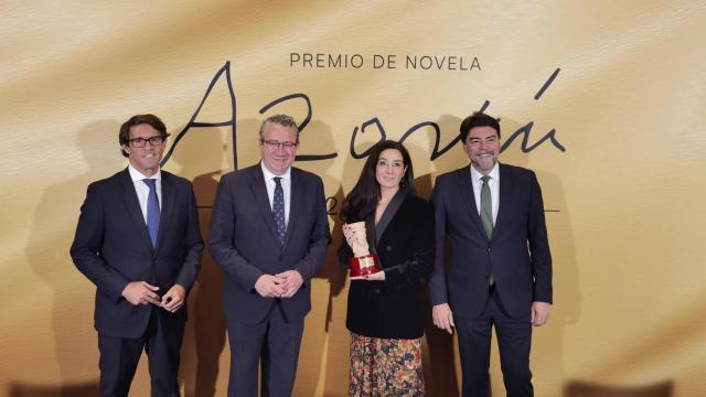 Cristina López Barrio con las autoridades en la edición del 2024.