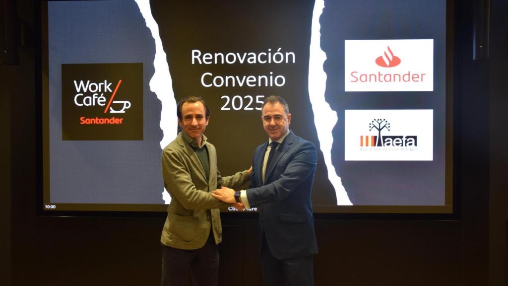 El acuerdo ha sido suscrito por el presidente de AEFA, Jorge Blanchard, y el director territorial de Banco Santander en Aragón, Navarra y La Rioja, Javier Gallardo