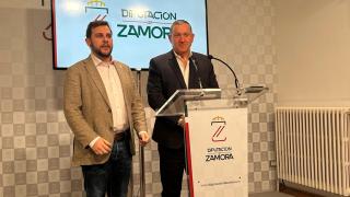 El presidente de la Diputación de Zamora, Javier Faúndez, el vicepresidente primero, Víctor López de la Parte