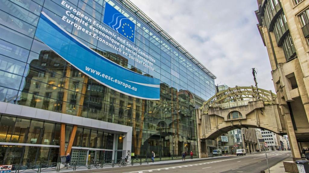 Fachada del Consejo Económico y Social Europeo (CESE), en Bruselas.