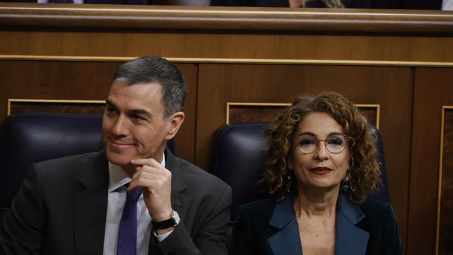 Pedro Sánchez y María Jesús Montero, este miércoles en el Congreso.