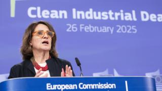 La vicepresidenta primera de la Comisión, Teresa Ribera, durante su rueda de prensa de este miércoles en Bruselas