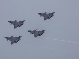 Imagen de archivo de varios aviones de la Fuerza Aérea de China.