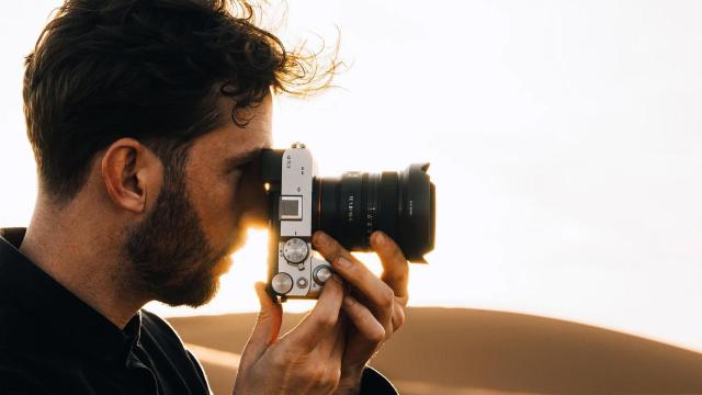 Nuevo objetivo 16 mm F.18, uno de los objetivos presentados de Sony.